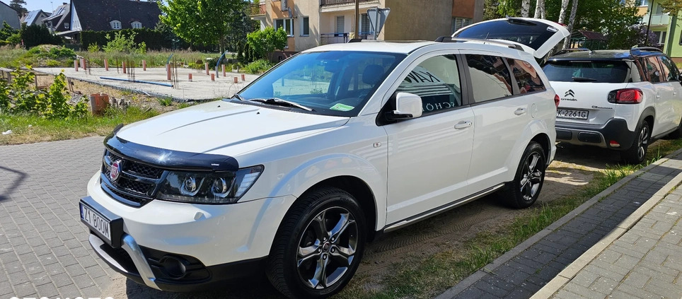 Fiat Freemont cena 61500 przebieg: 164000, rok produkcji 2015 z Łuków małe 326